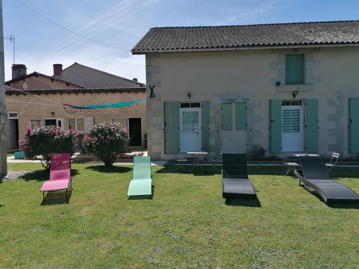 Hotes De L'Isle Saint-Medard-de-Mussidan Экстерьер фото